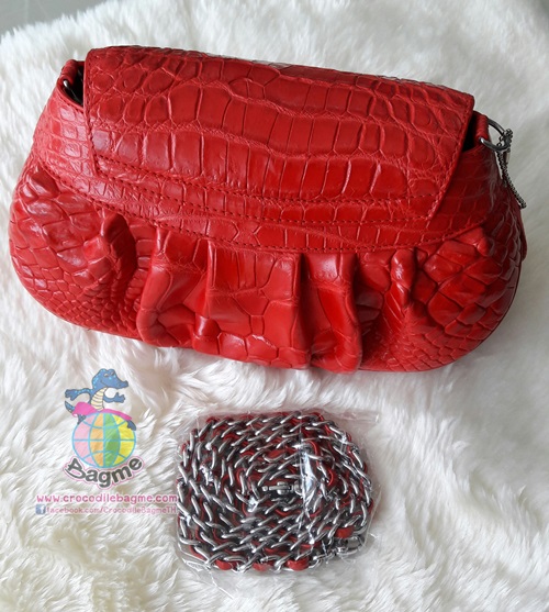รูปภาพที่#2 ของสินค้า : พร้อมส่ง กระเป๋าถือครัชBT235 ท้อง(สีแดง)มีสายสะพาย รูปภาพที่2 ของสินค้า : พร้อมส่ง กระเป๋าถือครัชBT235 ท้อง(สีแดง)มีสายสะพาย