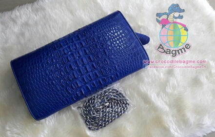 รูปภาพที่#3 ของสินค้า : พร้อมส่ง กระเป๋าถือครัช BT257 หัว สีนำเงิน รูปภาพที่3 ของสินค้า : พร้อมส่ง กระเป๋าถือครัช BT257 หัว สีนำเงิน